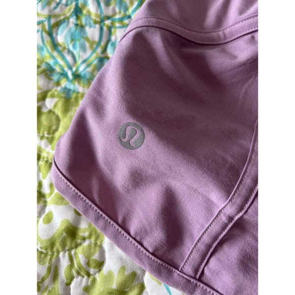 Lululemon Tracker Short 4” - Picture 4 of 7